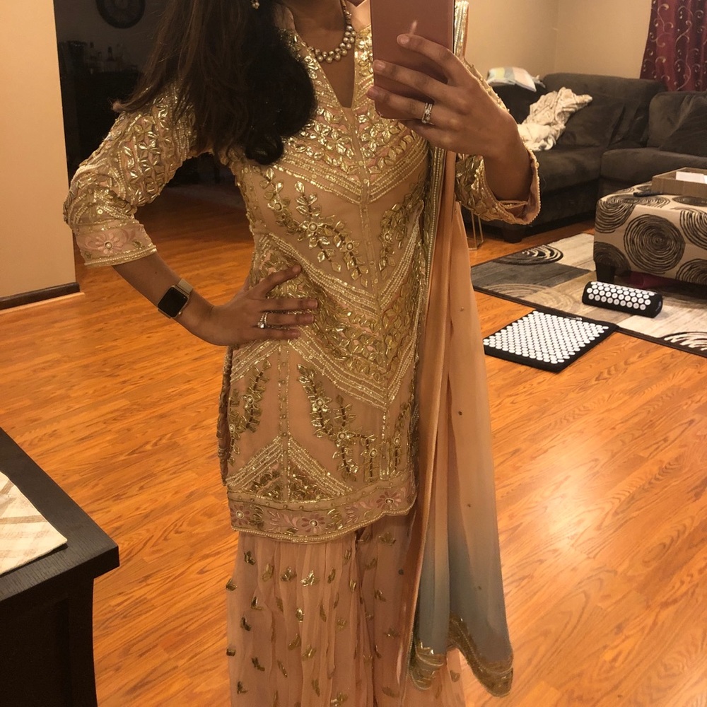 Indian lehenga - Picture 7 of 8
